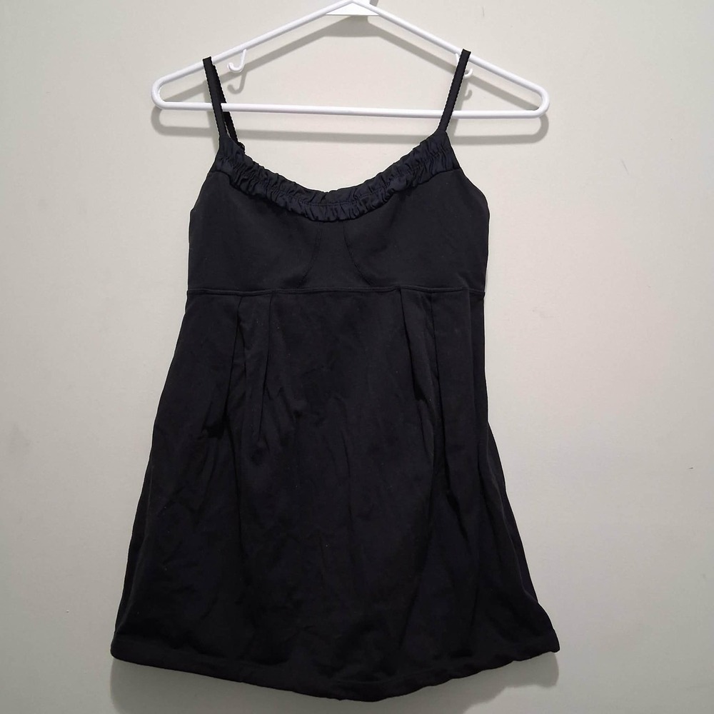 Lululemon Black Empire Waist Pleated Tank Top Ruffle Neck Cami Built-in Bra Sz 9